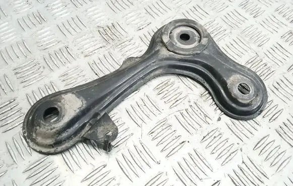 Toyota Avensis T270 Other front suspension part