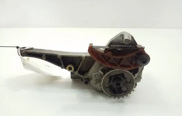 Mercedes-Benz SLK R171 Oil pump A2721800501