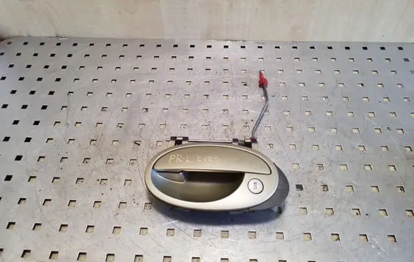 Opel Meriva A Front door exterior handle