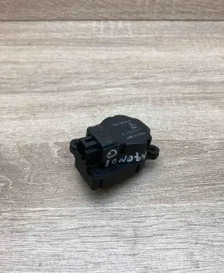 Ford Focus C-MAX Air flap motor/actuator 3M5H19E616AB EAD251