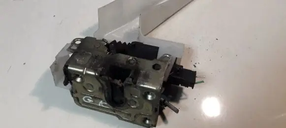 Renault Megane I Rear door lock
