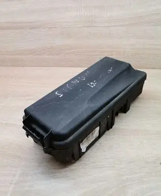 Opel Signum Fuse module 13144711 519068019