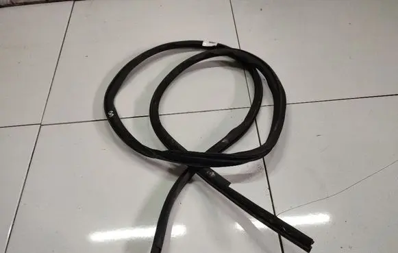 Mitsubishi ASX Rubber seal rear door 