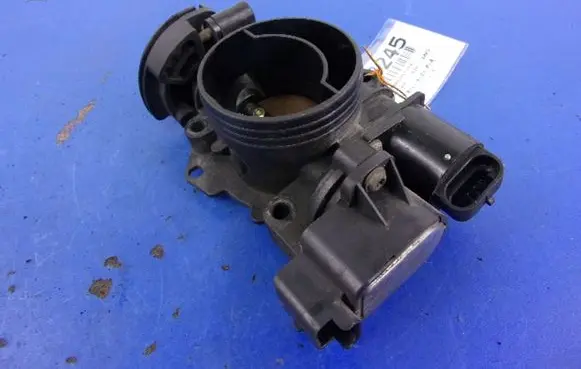 Peugeot 206 CC Throttle body valve 9642473280