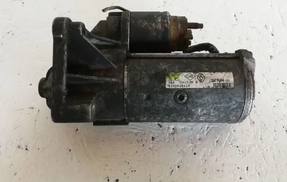 Renault Megane II Starter motor 8200628419