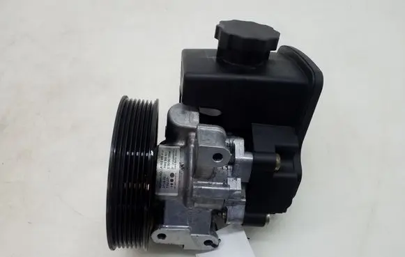 Mercedes-Benz C W203 Power steering pump A0034664101