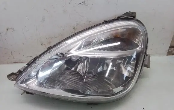 Mercedes-Benz A W168 Headlight/headlamp A1688201761