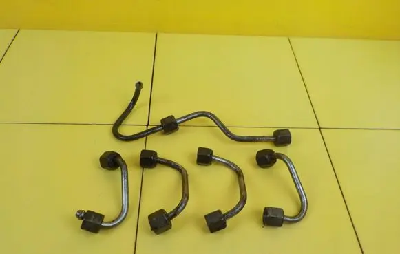 Ford Mondeo MK IV Fuel injector supply line/pipe 16SP20