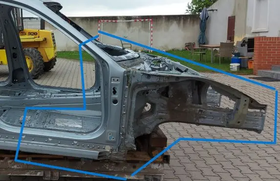 Porsche Taycan 9J1 Front quarter panel