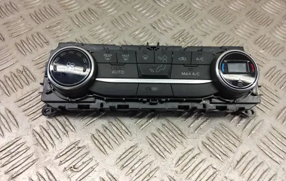Ford Ecosport Interior fan control switch gn1518c612bk