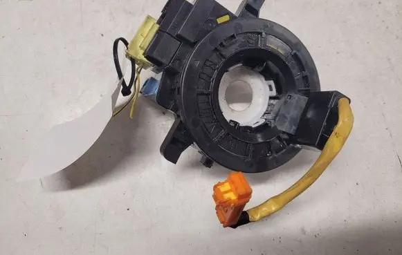 Toyota Avensis T270 Airbag slip ring squib (SRS ring) 8924505030 39SUGS80 05030