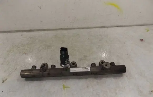 Fuel main line pipe