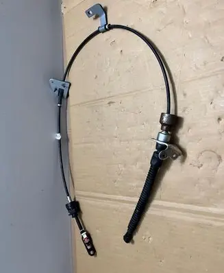 Gear shift cable linkage