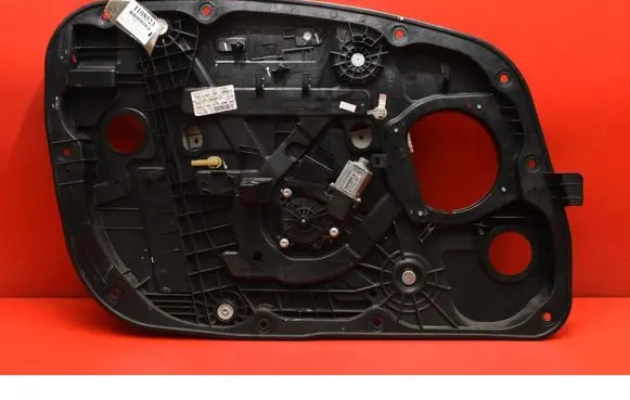 Hyundai i30 Front door window regulator with motor 82470A6270