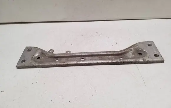 Audi Q3 F3 Muffler mount bracket/holder 5Q0804421B