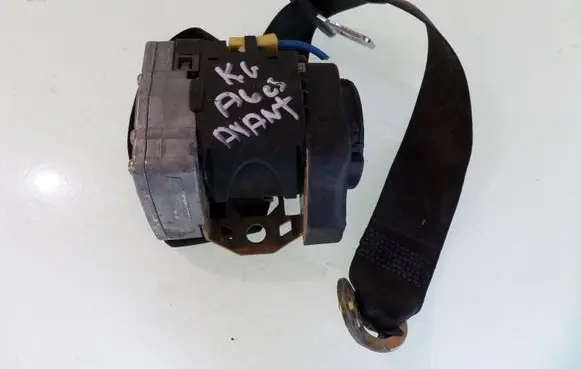 Audi A6 S6 C5 4B Rear seatbelt 193857737 TRW00024204
