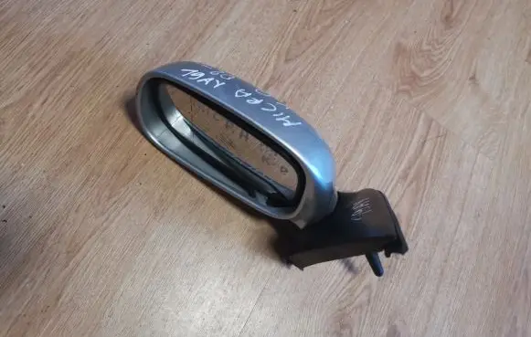 Nissan Micra Manual wing mirror 011156 021156