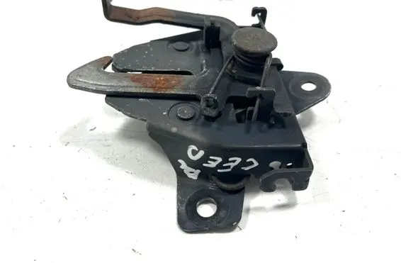 KIA Ceed Engine bonnet/hood lock/catch