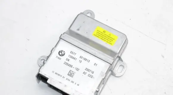 BMW i3 Airbag control unit/module 6818813