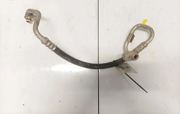 Ford Fusion Air conditioning (A/C) pipe/hose