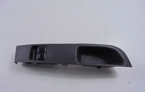Nissan Micra Electric window control switch 80991AX100