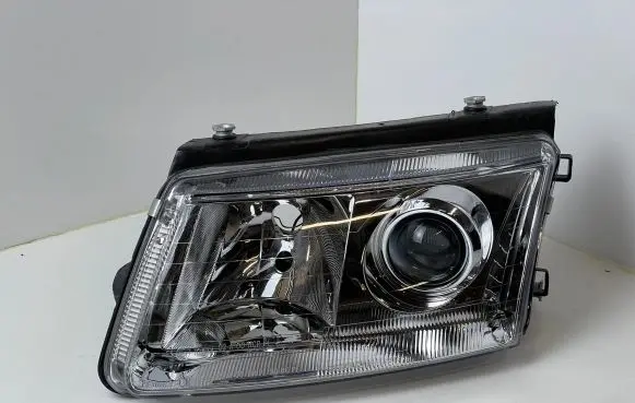 Volkswagen PASSAT B5 Headlight/headlamp 081411101L 084411125L