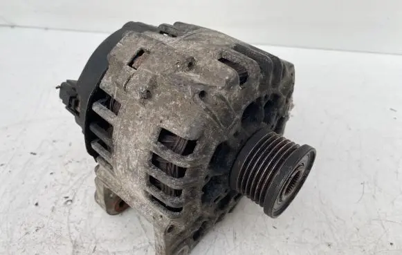 Renault Laguna II Generator/alternator 8200162474