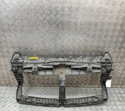 Opel Vivaro Top upper radiator support slam panel 93868911