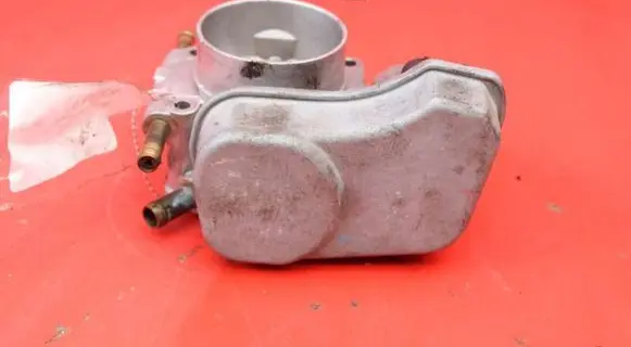 Opel Vectra B Throttle body valve 