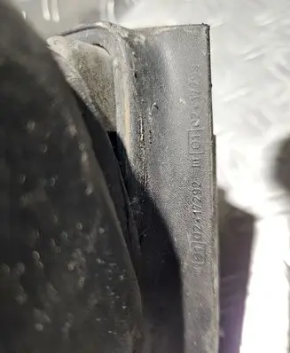 Manual wing mirror