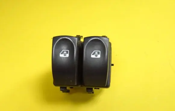 Renault Twingo I Electric window control switch 214939A