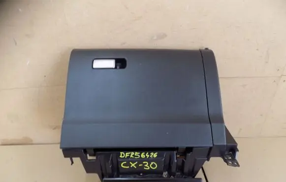 Mazda CX-30 Glove box DFE56426 K431