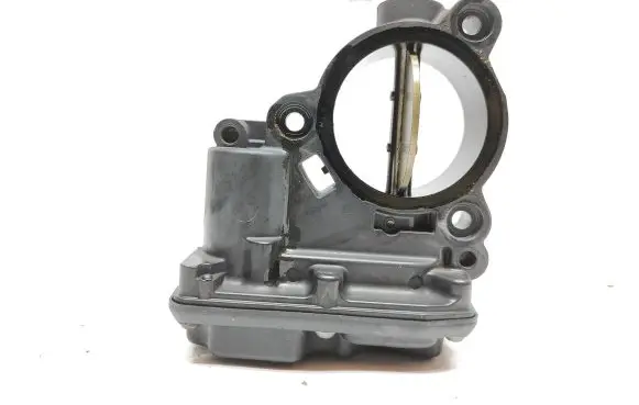 BMW X2 F39 Throttle valve 8512452 A2C80221201 01554