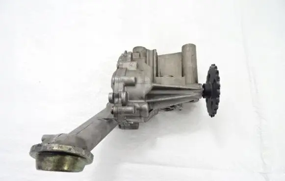 Renault Clio IV Oil pump 150003395R