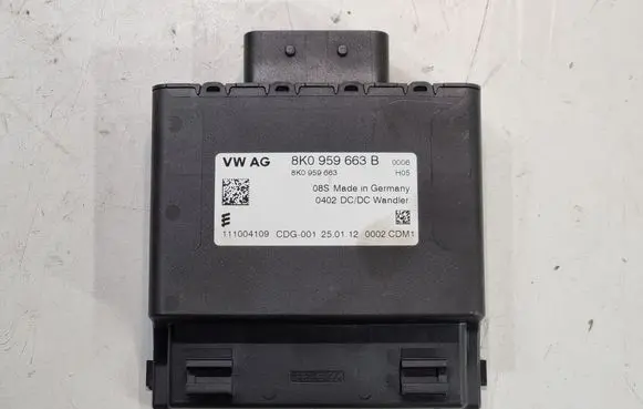 Audi A4 S4 B8 8K Power management control unit 8K0959663B