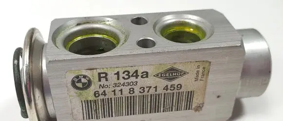 Land Rover Range Rover L322 Air conditioning (A/C) expansion valve 64118371459