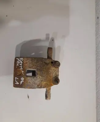 SsangYong Rexton Rear brake caliper