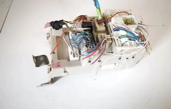 Toyota RAV 4 (XA20) Fuse box set 8273342080 82733-42080
