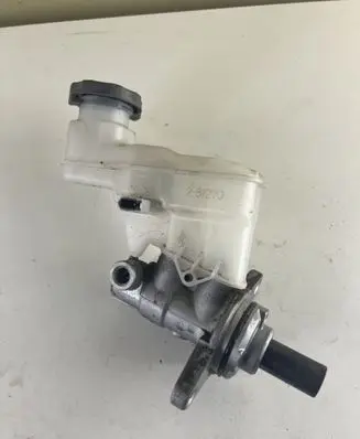 Suzuki Ignis Master brake cylinder 354320105 0G3002 G11373