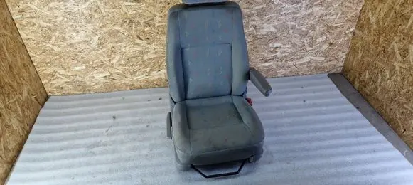 Volkswagen Transporter - Caravelle T5 Front passenger seat 