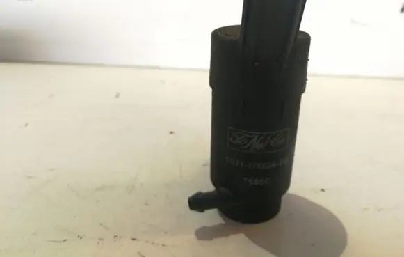 Windscreen/windshield washer pump