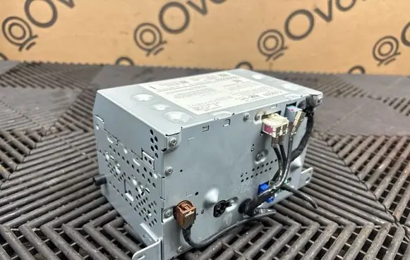Volvo XC90 Radio/CD/DVD/GPS head unit P31483231