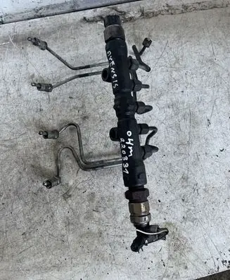 Toyota Avensis T250 Fuel main line pipe