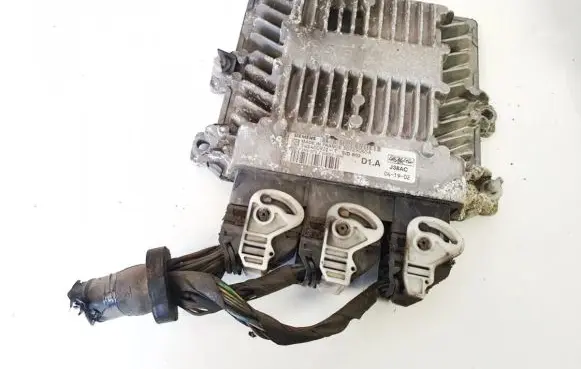 Volvo V50 Engine control unit/module 30729065a 5ws40092i-t