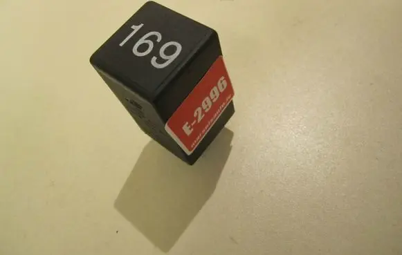 Volkswagen Sharan Other relay 7M0959627C