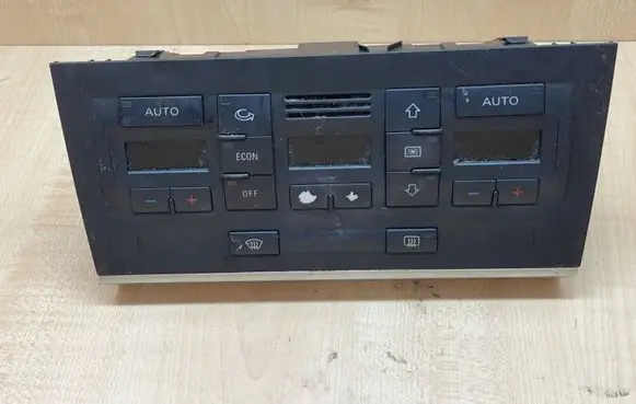 Audi A4 S4 B7 8E 8H Climate control unit 8E0820043BJ