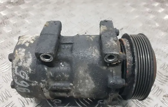 Renault Espace III Air conditioning (A/C) compressor (pump)