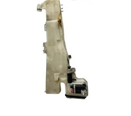Honda CR-V Windshield washer fluid reservoir/tank