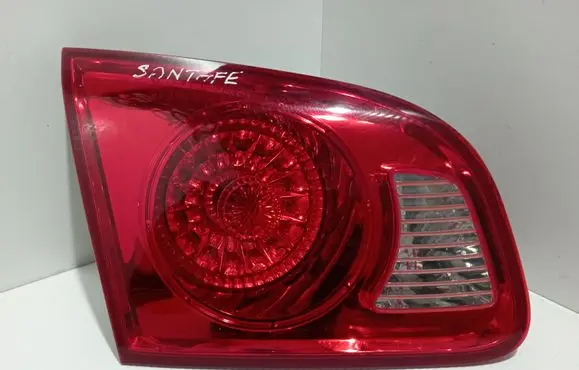 Hyundai Santa Fe Tailgate rear/tail lights 924052B000