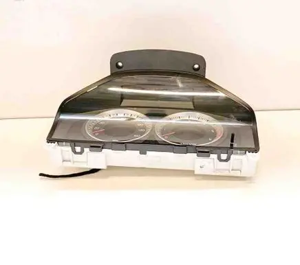Volvo V60 Speedometer (instrument cluster) 69399890U 31327584AA
